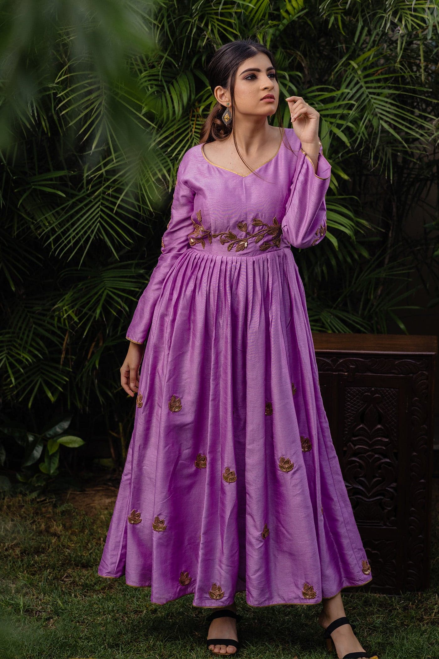 Craftsmanship detail — Lilac Pleated Anarkali